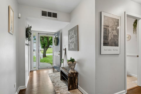 Tiny photo for 2S155 Mayfield Lane, Glen Ellyn, IL 60137 (MLS # 12687785)
