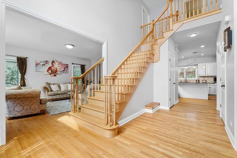 Tiny photo for 25909 N Arrowhead Drive, Mundelein, IL 60060 (MLS # 12422719)