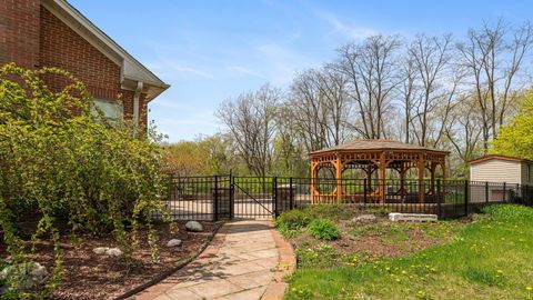 Tiny photo for 25909 N Arrowhead Drive, Mundelein, IL 60060 (MLS # 12422719)