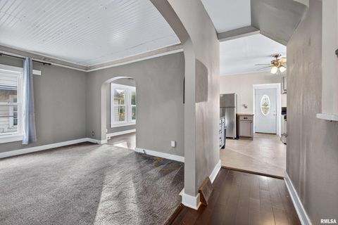 Tiny photo for 1525 W HIGH Street, Davenport, IA 52804 (MLS # QC4268905)