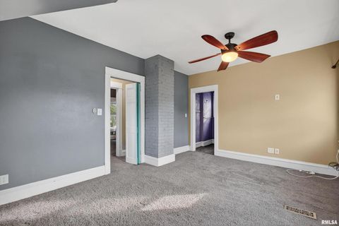 Tiny photo for 1525 W HIGH Street, Davenport, IA 52804 (MLS # QC4268905)