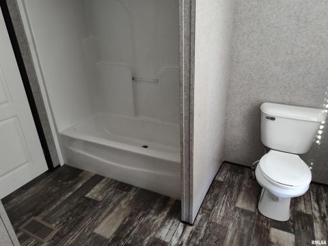 Tiny photo for 1207 SW 6TH Street, Fairfield, IL 62837 (MLS # EB460372)