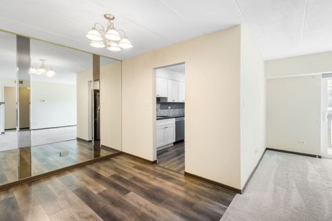 Tiny photo for 527 Cumnor Road #107, Westmont, IL 60559 (MLS # 12479852)