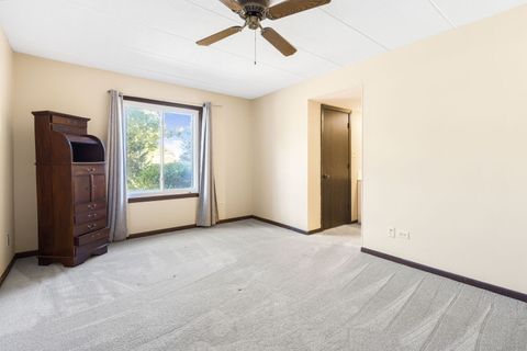 Tiny photo for 527 Cumnor Road #107, Westmont, IL 60559 (MLS # 12479852)