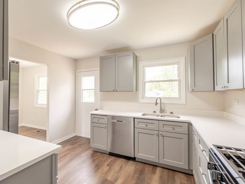 Tiny photo for 3012 Scenicwood Lane, Woodridge, IL 60517 (MLS # 12512211)