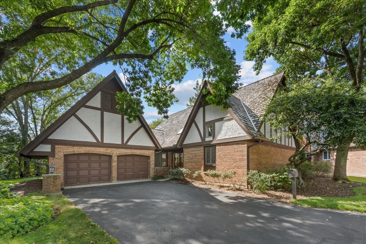 972 Coventry Lane