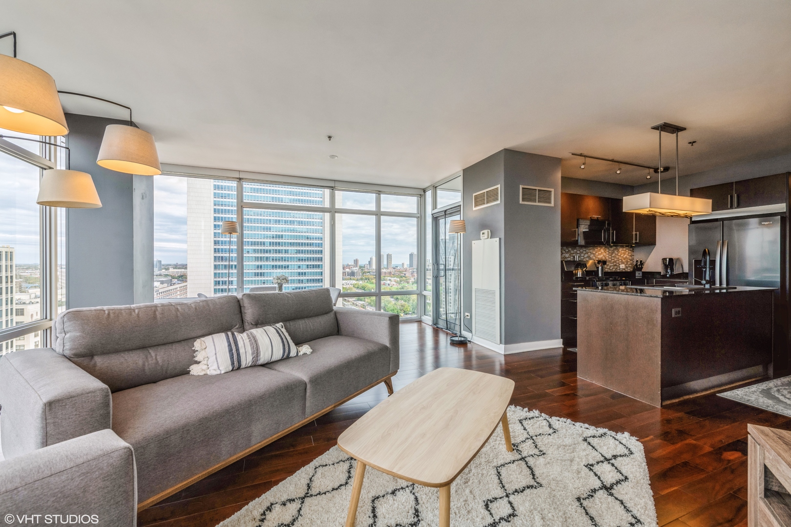 510 W ERIE Street 1605