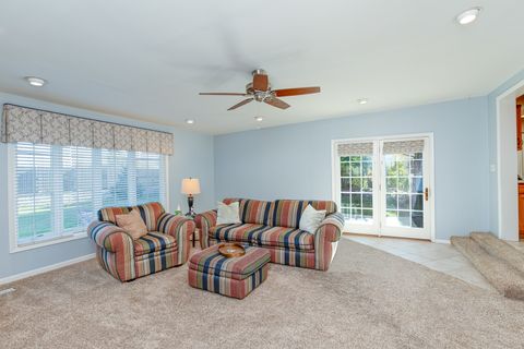 Tiny photo for 291 Blackhawk Drive, Carol Stream, IL 60188 (MLS # 12498479)