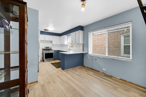 Tiny photo for 9911 S Peoria Avenue, Chicago, IL 60643 (MLS # 12590032)