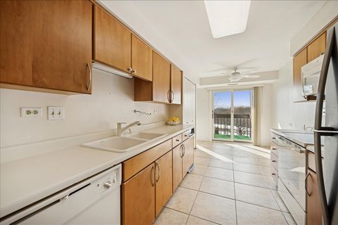 Tiny photo for 1721 Mission Hills Road #406, Northbrook, IL 60062 (MLS # 12520556)