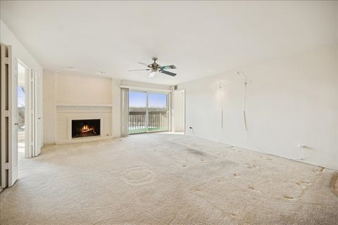 Tiny photo for 1721 Mission Hills Road #406, Northbrook, IL 60062 (MLS # 12520556)