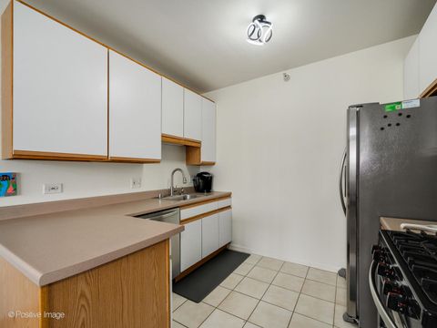 Tiny photo for 600 N Dearborn Street #1705, Chicago, IL 60610 (MLS # 12615815)