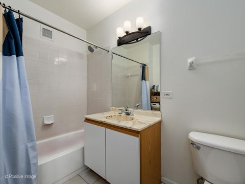 Tiny photo for 600 N Dearborn Street #1705, Chicago, IL 60610 (MLS # 12615815)