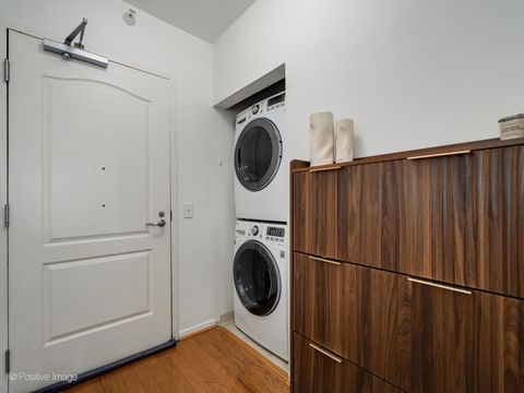 Tiny photo for 600 N Dearborn Street #1705, Chicago, IL 60610 (MLS # 12615815)