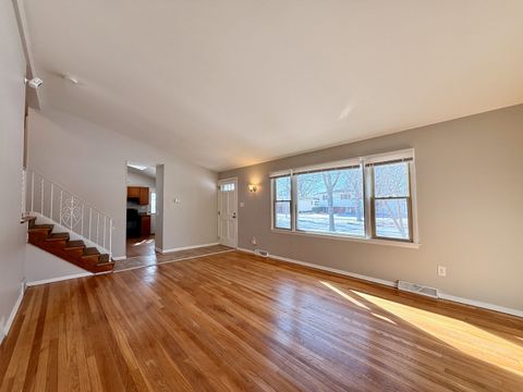 Tiny photo for 2852 189th Street, Lansing, IL 60438 (MLS # 12563817)