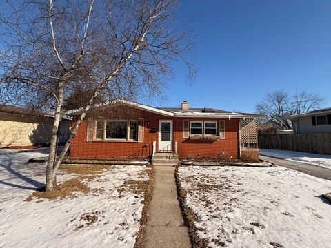 Tiny photo for 2852 189th Street, Lansing, IL 60438 (MLS # 12563817)