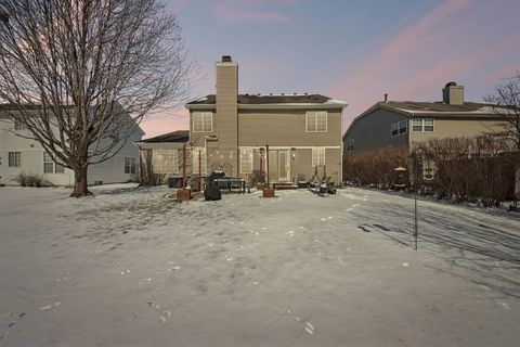Tiny photo for 1195 Hadley Circle, Gurnee, IL 60031 (MLS # 12596487)