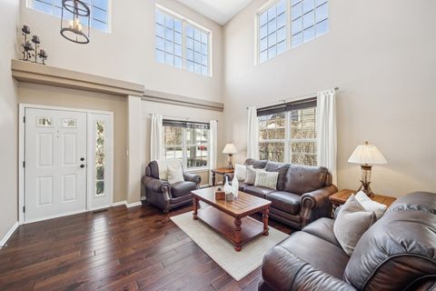 Tiny photo for 1195 Hadley Circle, Gurnee, IL 60031 (MLS # 12596487)