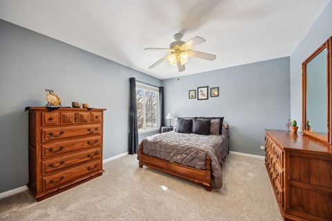 Tiny photo for 1195 Hadley Circle, Gurnee, IL 60031 (MLS # 12596487)