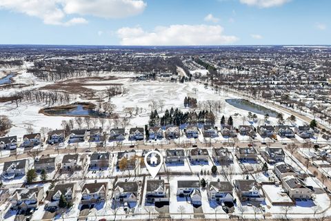 Tiny photo for 1195 Hadley Circle, Gurnee, IL 60031 (MLS # 12596487)