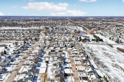 Tiny photo for 1195 Hadley Circle, Gurnee, IL 60031 (MLS # 12596487)