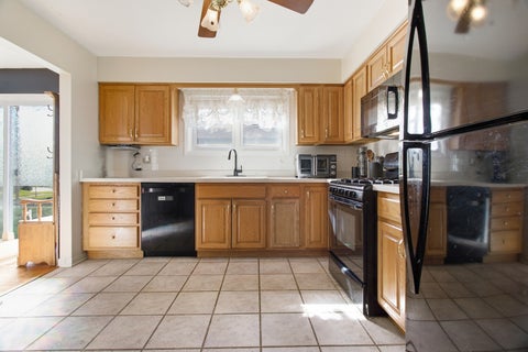 Tiny photo for 526 N Edgewood Avenue, Lombard, IL 60148 (MLS # 12789527)