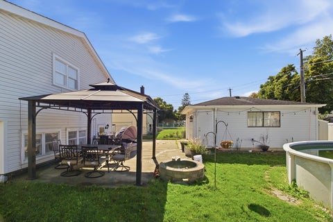Tiny photo for 526 N Edgewood Avenue, Lombard, IL 60148 (MLS # 12789527)
