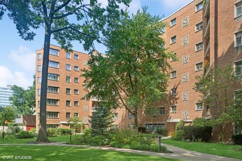 Tiny photo for 1860 Sherman Avenue #7NE, Evanston, IL 60201 (MLS # 12459936)