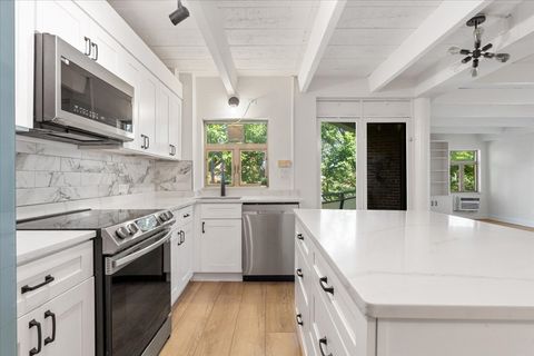 Tiny photo for 1860 Sherman Avenue #7NE, Evanston, IL 60201 (MLS # 12459936)
