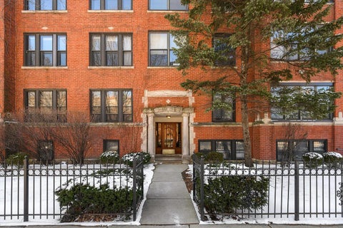 Photo of 4354 N Wolcott Avenue, Chicago, IL 60613 (MLS # 12764118)