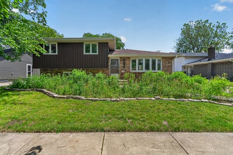 Tiny photo for 18525 Bock Road, Lansing, IL 60438 (MLS # 12666598)