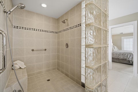 Tiny photo for 7 Dunhill Lane, North Barrington, IL 60010 (MLS # 12730735)