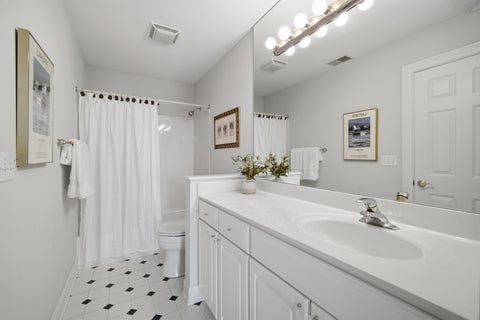 Tiny photo for 7 Dunhill Lane, North Barrington, IL 60010 (MLS # 12730735)