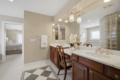 Tiny photo for 7 Dunhill Lane, North Barrington, IL 60010 (MLS # 12730735)