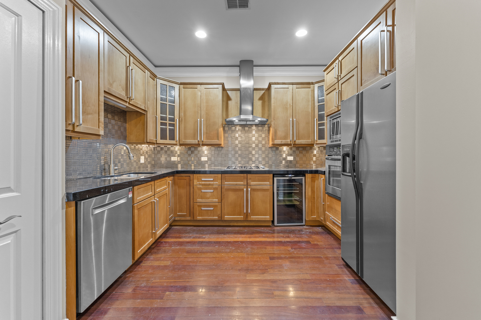4231 N Kedzie Avenue 3E