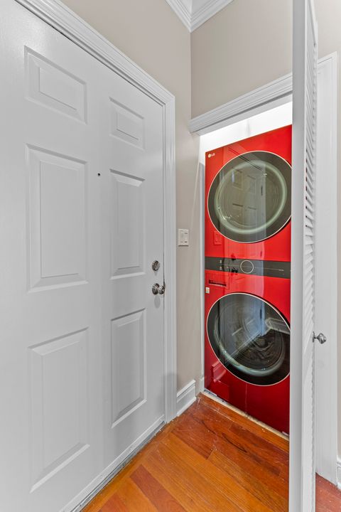 Tiny photo for 4231 N Kedzie Avenue #3E, Chicago, IL 60618 (MLS # 12387567)