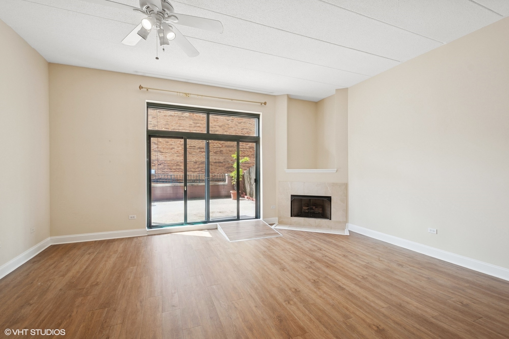1301 W Washington Boulevard 203
