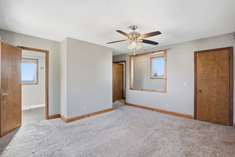 Tiny photo for 2137 Vine Street, Davenport, IA 52804 (MLS # 12557903)