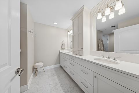 Tiny photo for 57 E Delaware Place #3906, Chicago, IL 60611 (MLS # 12530042)