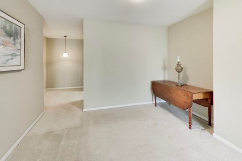 Tiny photo for 400 Ascot Drive #1M, Park Ridge, IL 60068 (MLS # 12604346)