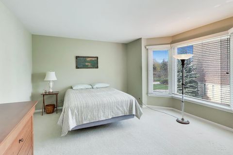 Tiny photo for 400 Ascot Drive #1M, Park Ridge, IL 60068 (MLS # 12604346)