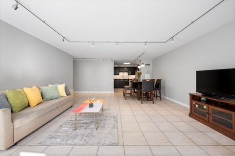 Tiny photo for 110 E Delaware Place #404, Chicago, IL 60611 (MLS # 12591484)