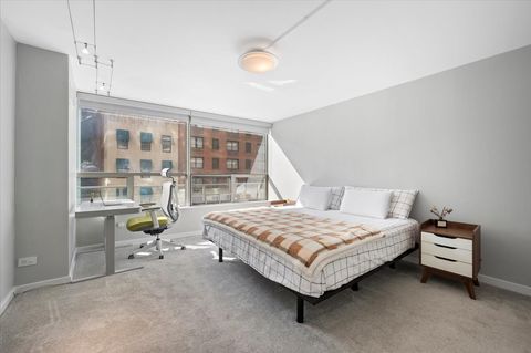 Tiny photo for 110 E Delaware Place #404, Chicago, IL 60611 (MLS # 12591484)