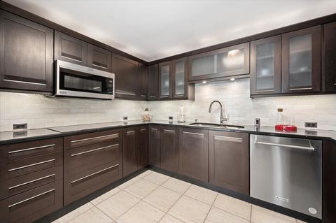 Tiny photo for 110 E Delaware Place #404, Chicago, IL 60611 (MLS # 12591484)