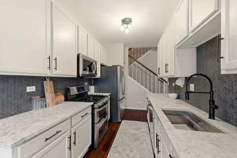 Tiny photo for 2314 Reflections Drive, Aurora, IL 60502 (MLS # 12551652)