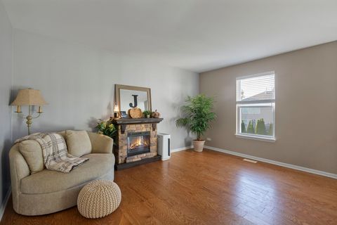 Tiny photo for 1870 Sterling Heights Court, Antioch, IL 60002 (MLS # 12519116)