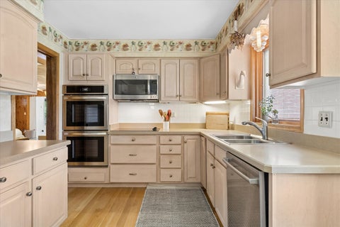 Tiny photo for 519 S Main Street, Mount Prospect, IL 60056 (MLS # 12711358)