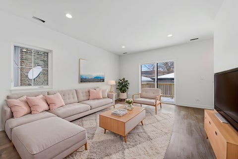 Tiny photo for 2832 W Wilcox Street, Chicago, IL 60612 (MLS # 12659595)