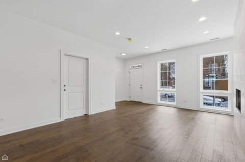 Tiny photo for 2832 W Wilcox Street, Chicago, IL 60612 (MLS # 12659595)