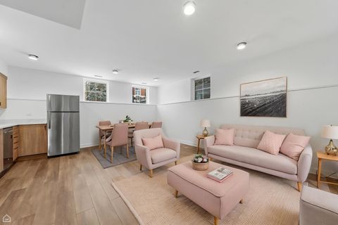 Tiny photo for 2832 W Wilcox Street, Chicago, IL 60612 (MLS # 12659595)